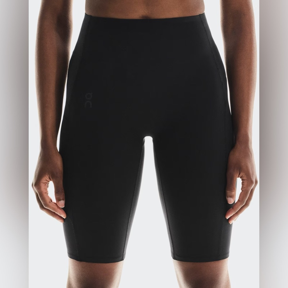 NWT On Running Women's Studio Tights Shorts Bike Shorts Black Sz XL